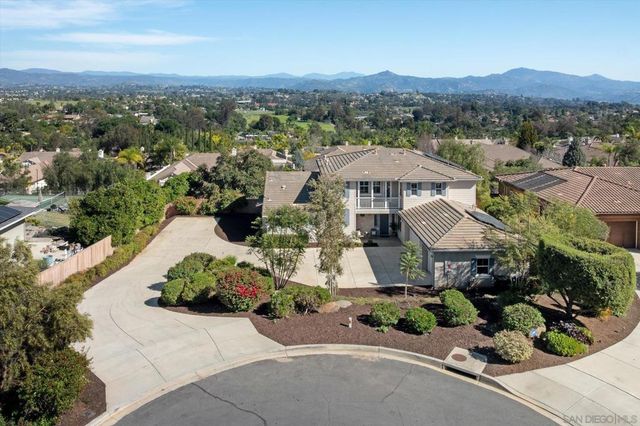 1725 Continental Lane, Escondido, CA 92029