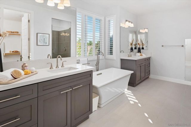 1725 Continental Lane, Escondido, CA 92029