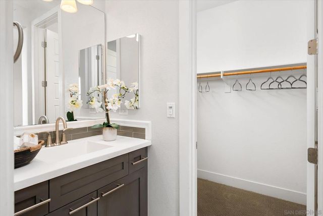 1725 Continental Lane, Escondido, CA 92029