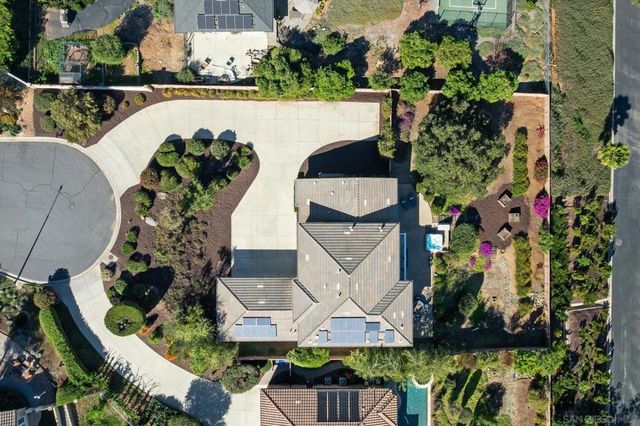 1725 Continental Lane, Escondido, CA 92029