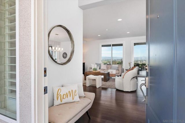 1725 Continental Lane, Escondido, CA 92029