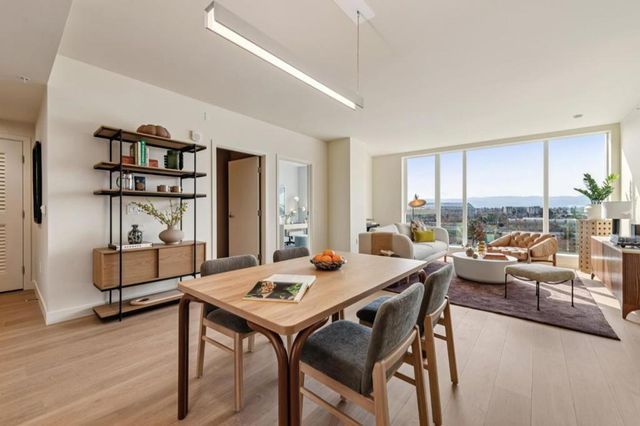 188 W Saint James Street 10804, San Jose, CA 95110