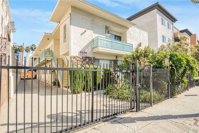 1458 Tamarind Avenue, Los Angeles, CA 90028