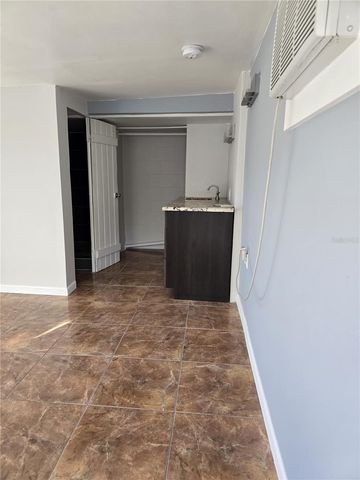 9306 FOREST HILLS DRIVE, Tampa, FL 33612