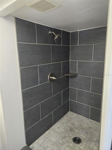 9306 FOREST HILLS DRIVE, Tampa, FL 33612