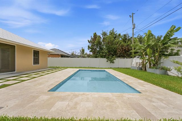 1280 SW Kalevala Drive, Port St. Lucie, FL 34953