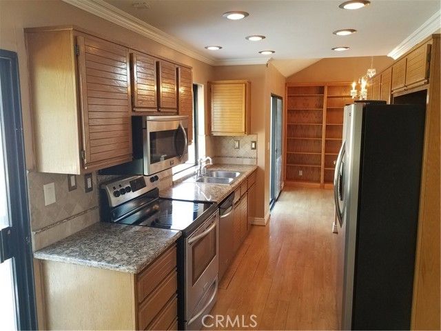 45 Wintermist, Irvine, CA 92614