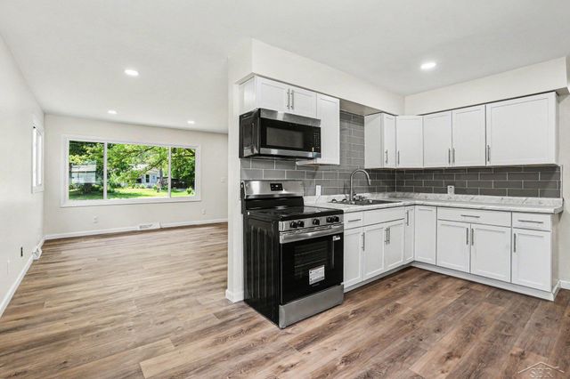 4841 Eva Street, Buena Vista Twp, MI 48601