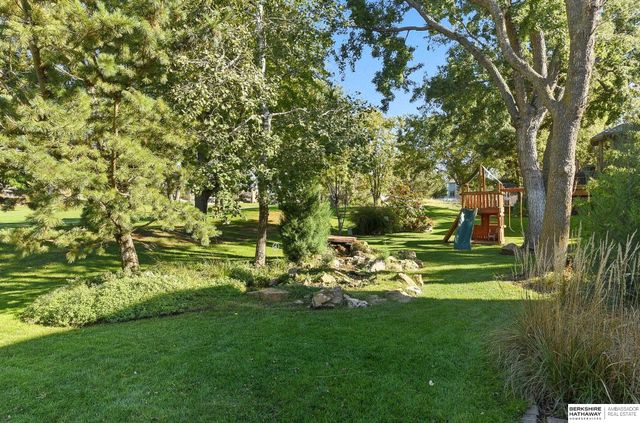 3333 N 129th Circle, Omaha, NE 68164