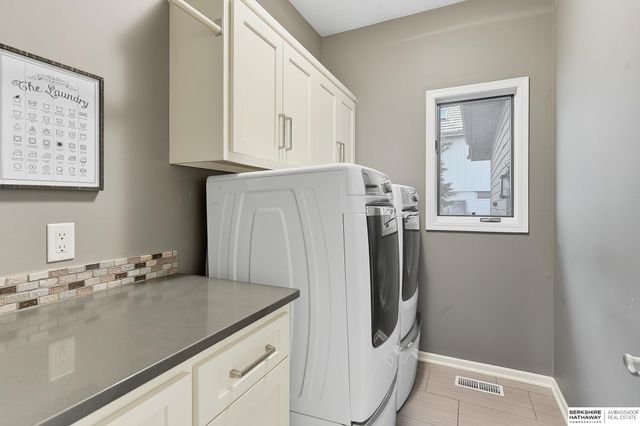 3333 N 129th Circle, Omaha, NE 68164