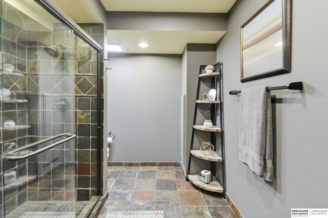 3333 N 129th Circle, Omaha, NE 68164