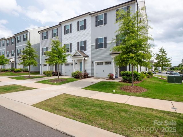 12006 Chesapeake Mallard Drive, Charlotte, NC 28262