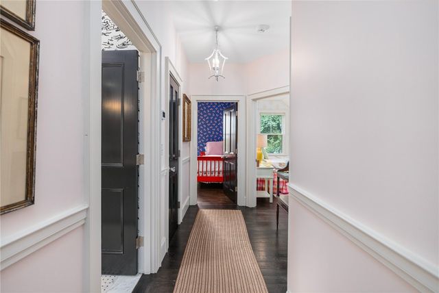 33 Beacon Hill Road, Newport, RI 02840