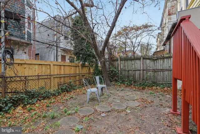 812 S SAINT BERNARD ST, Philadelphia, PA 19143