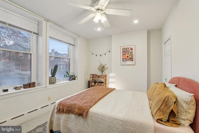 812 S SAINT BERNARD ST, Philadelphia, PA 19143