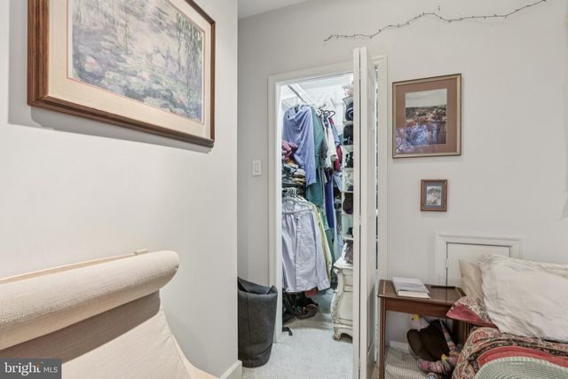 812 S SAINT BERNARD ST, Philadelphia, PA 19143