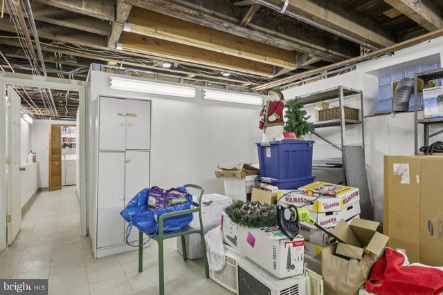 812 S SAINT BERNARD ST, Philadelphia, PA 19143