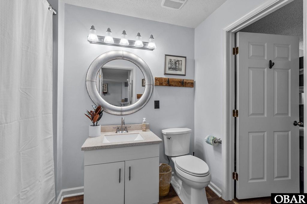 Image 18 of property listing at 813 Pirates Way Unit 813, Manteo, NC 27954