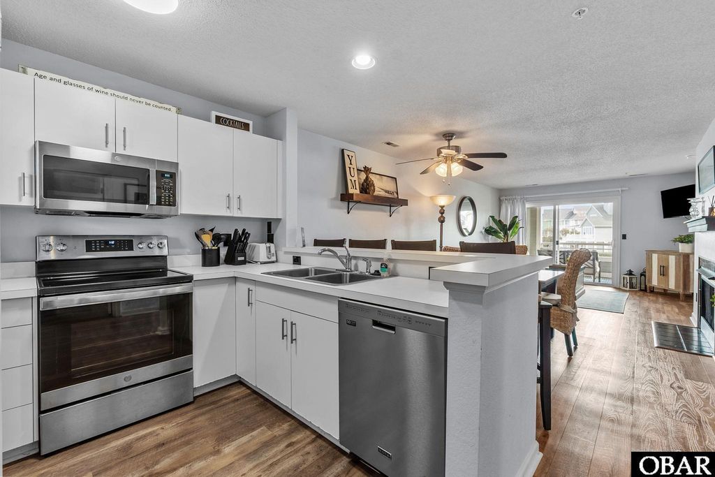 Image 21 of property listing at 813 Pirates Way Unit 813, Manteo, NC 27954