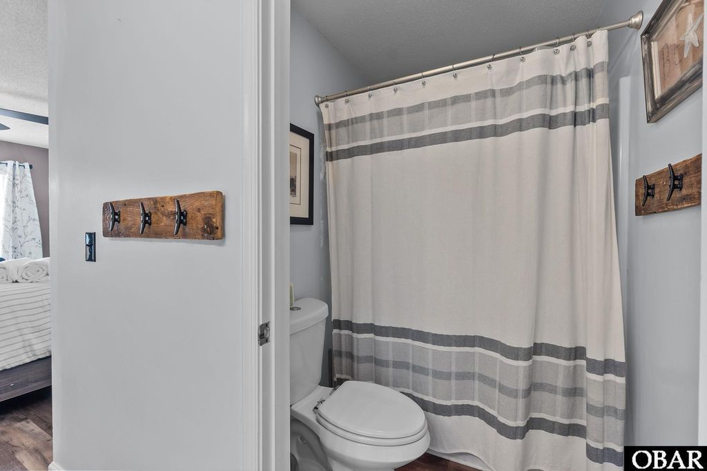 Image 31 of property listing at 813 Pirates Way Unit 813, Manteo, NC 27954