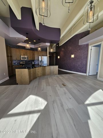320 1ST Street 811, Jacksonville Beach, FL 32250