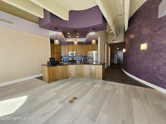 320 1ST Street 811, Jacksonville Beach, FL 32250
