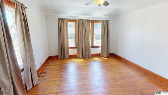 112 E Whittingham Street, Valley, NE 68064