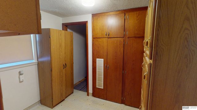 112 E Whittingham Street, Valley, NE 68064