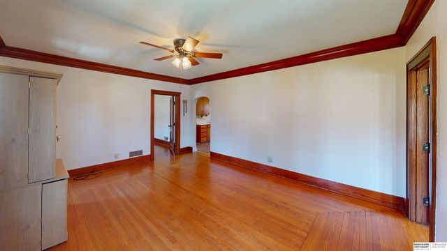 112 E Whittingham Street, Valley, NE 68064