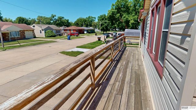 112 E Whittingham Street, Valley, NE 68064