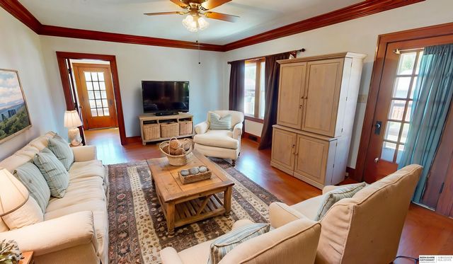 112 E Whittingham Street, Valley, NE 68064