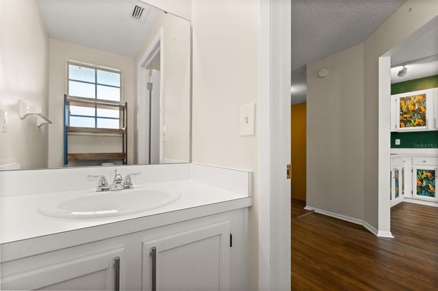 2776 LANCASTER COURT, Apopka, FL 32703