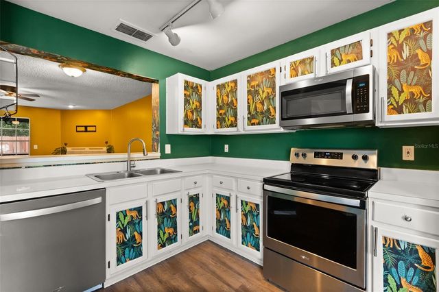 2776 LANCASTER COURT, Apopka, FL 32703