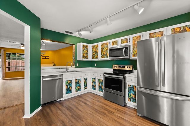 2776 LANCASTER COURT, Apopka, FL 32703