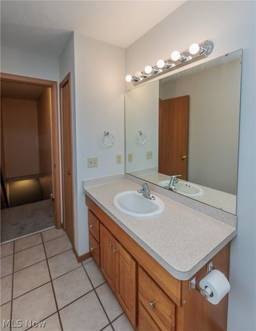671 Tioga Trail, Willoughby, OH 44094