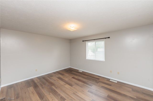 671 Tioga Trail, Willoughby, OH 44094
