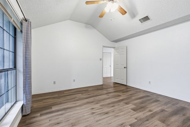 605 Buttercup Circle, Garland, TX 75040