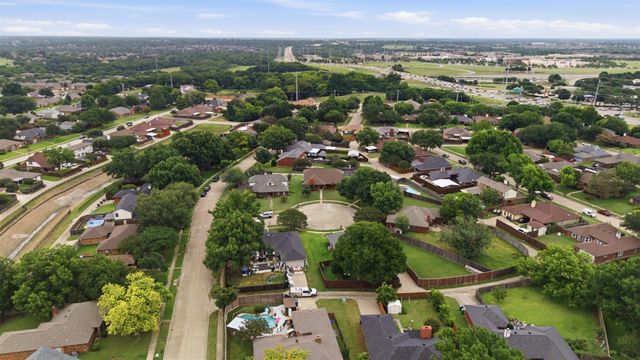 605 Buttercup Circle, Garland, TX 75040