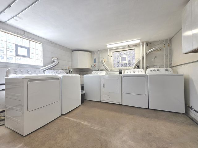 315 W PROSPECT Avenue 3, Mount Prospect, IL 60056