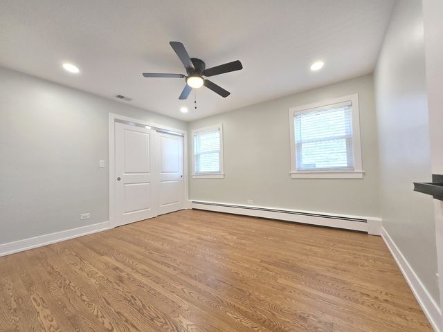 315 W PROSPECT Avenue 3, Mount Prospect, IL 60056