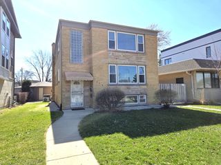 315 W PROSPECT Avenue 3, Mount Prospect, IL 60056