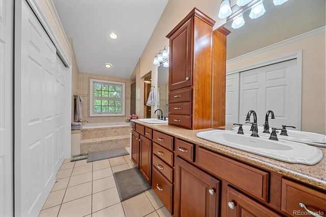 9885 W Aqueduct Place, Littleton, CO 80123