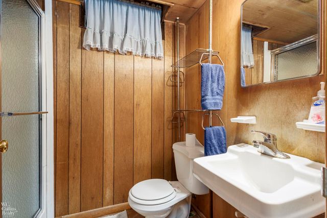 704 Briarwood Lane, Fenton, MI 48430