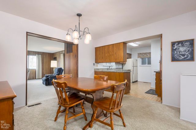 704 Briarwood Lane, Fenton, MI 48430