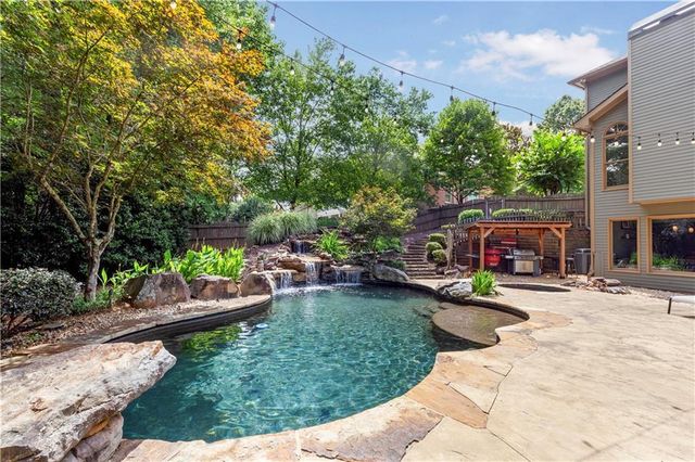 2318 Reubens Run, Marietta, GA 30064