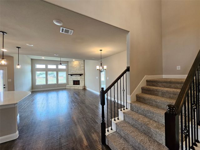 311 Redwood Circle, Trenton, TX 75490