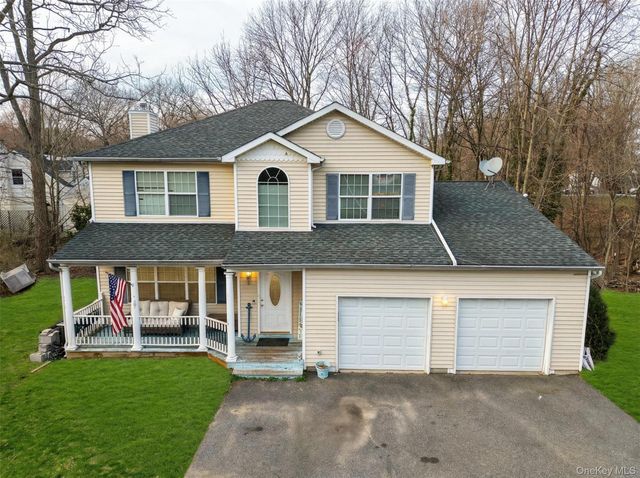 35 Sheep Pasture Road, Port Jefferson, NY 11777