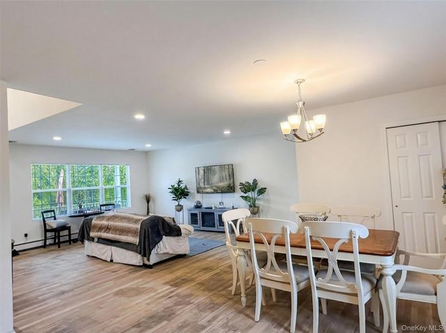 35 Sheep Pasture Road, Port Jefferson, NY 11777