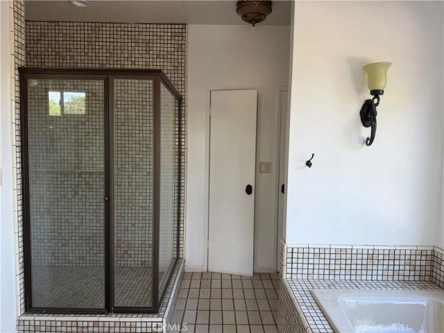 20838 Exhibit Court, Woodland Hills, CA 91367