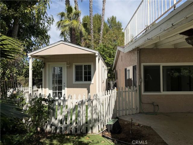 20838 Exhibit Court, Woodland Hills, CA 91367